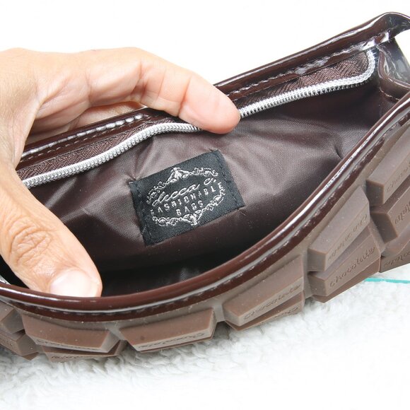 DECCA C. 3D Chocolate Bar Clutch/Makeup Bag - Picture 7 of 9
